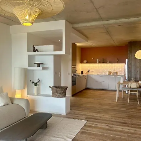 Fautea - Beach, Pool, Sauna Et Fitness 종자